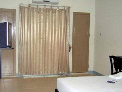 Cold Rock Hotel
